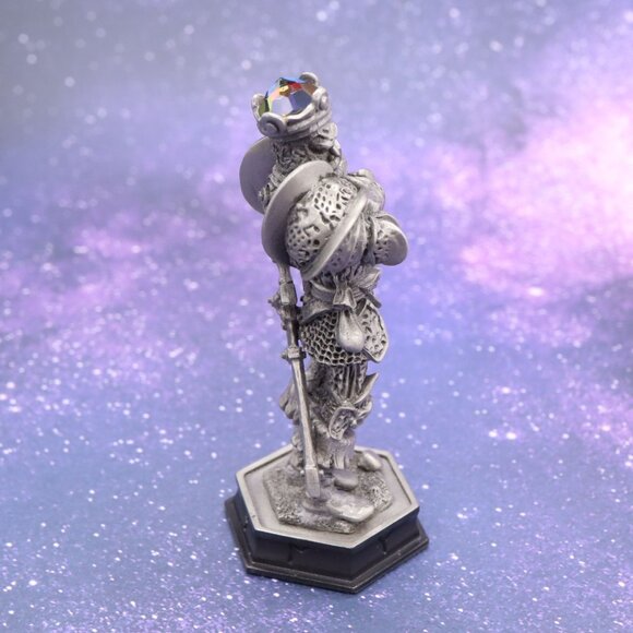Danbury Mint - Fantasy Of The Crystal - Vistar the Terrible King Chess Piece - Picture 2 of 5